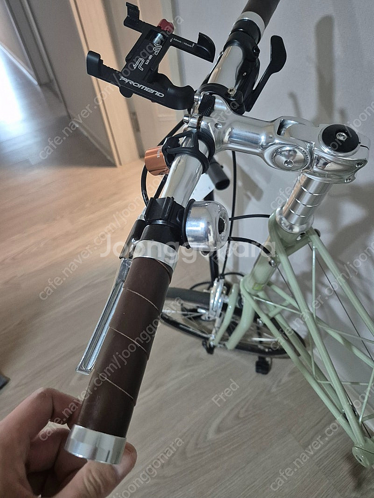 알렉스 몰튼 tsr9 판매합니다.--3