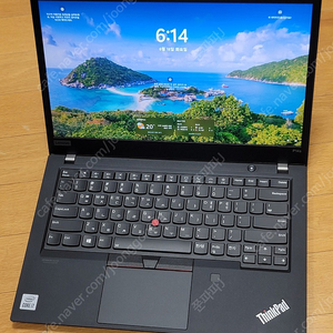 레노버 씽크패드 Thinkpad p14s (10710u, 32GB 램, 액정 일부 하자 있음)