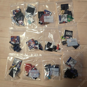 레고 미니피규어 시리즈 22탄 23탄 마블시즌1 마블시즌2 루니툰 각각 풀셋트 판매합니다.