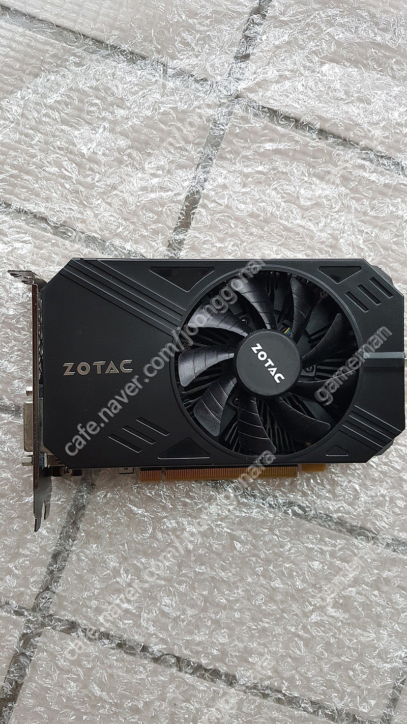 ZOTAC GTX960 원탑 사일런서 D5 2GB 팝니다.