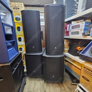 JBL 스피커 PRX825 W +PRX818XLFW 판매