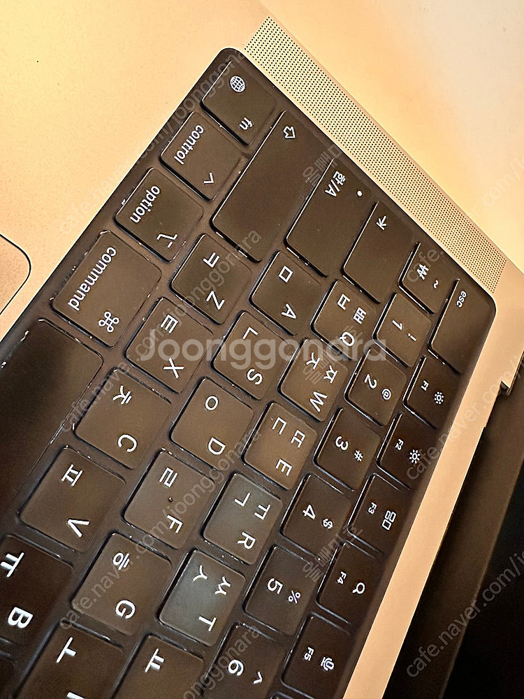 맥북프로 m1pro 14인치 16g 1T실버 케어남음--1
