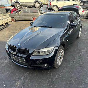 BMW E90 E바디 320i 후기형 부품차 각개합니다 범퍼,FRM,데후,휀다,운전석 조수석 헤드라이트B급,후미등,테일램프,내장재,도어트림,오디오,공조기,컵홀더,트렁크,사이드미러