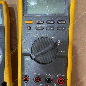 FLUKE 87