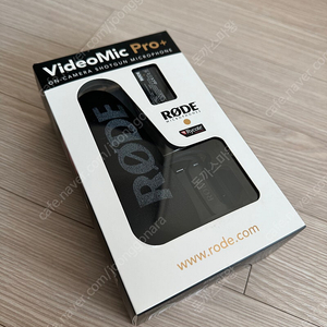로데 비디오마이크 프로 플러스 새제품급 판매합니다.