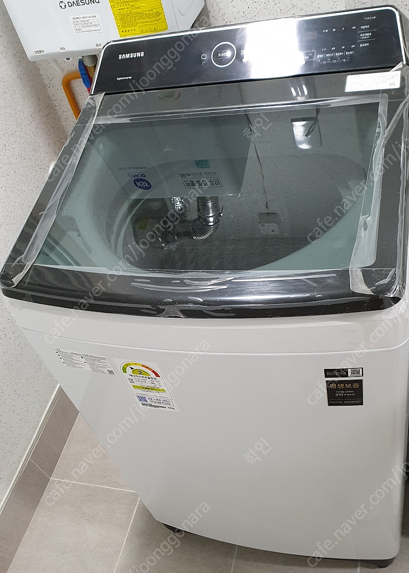 삼성전자 그랑데 통버블 WA10CG5441BW 10kg 세탁기를 12만원에 팝니다.