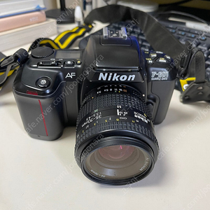 Nikon F-601 QUARTZ