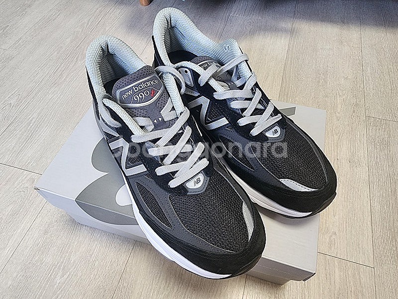 뉴발란스 990v6 블랙 280사이즈 새상품--0