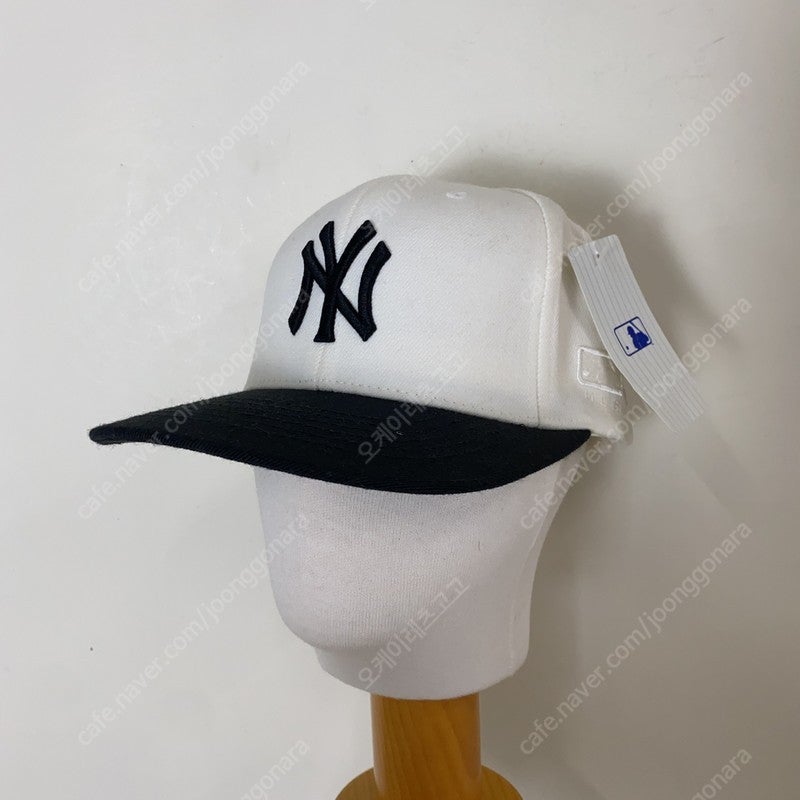 MLB 뉴욕양키스 꽃자수 스냅백 모자 A03999