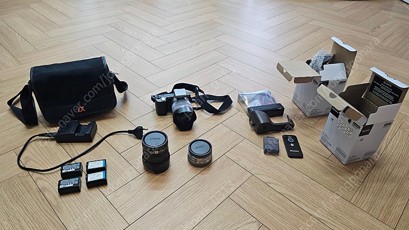 소니 NEX-5 + 번들렌즈(SEL1855) + SEL35F18 렌즈 + SELP1650 렌즈