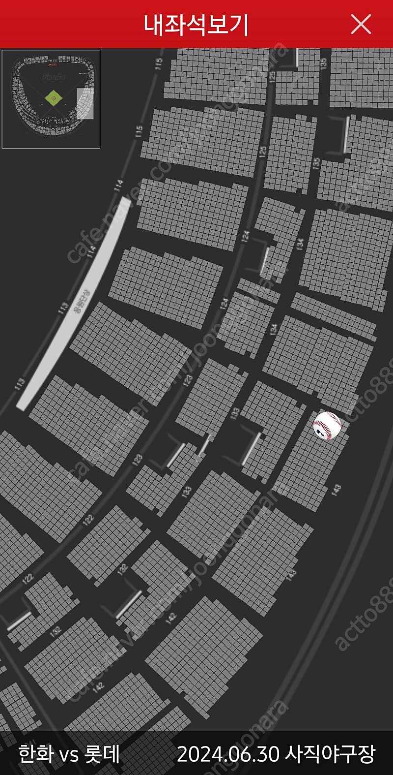 6월 30일(일) 롯데자이언츠 사직구장 1루 응원단상 앞 내야상단석 통로 2연석