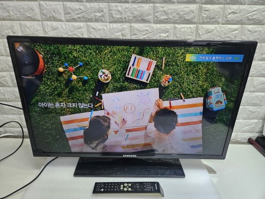 삼성 32인치 LED TV 입니다