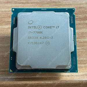 인텔 cpu i7-7700k 단품 판매합니다.