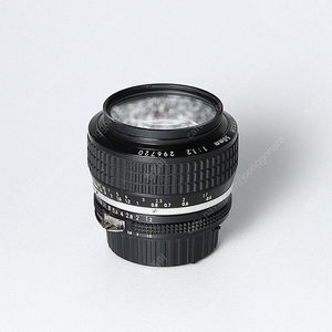 인물사진 가성비최강 수동렌즈 니콘MF 50mm f/1.2 5미터 무한대