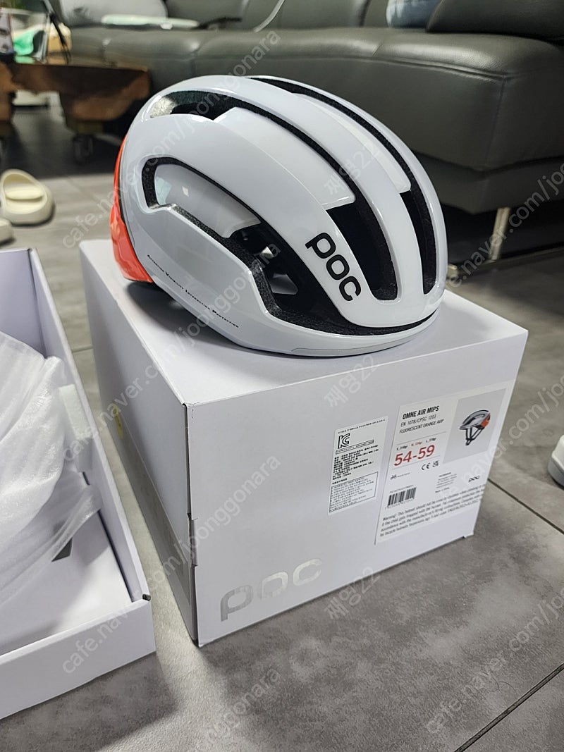 poc 옴니 에어 밉스 M사이즈 헬멧 판매
