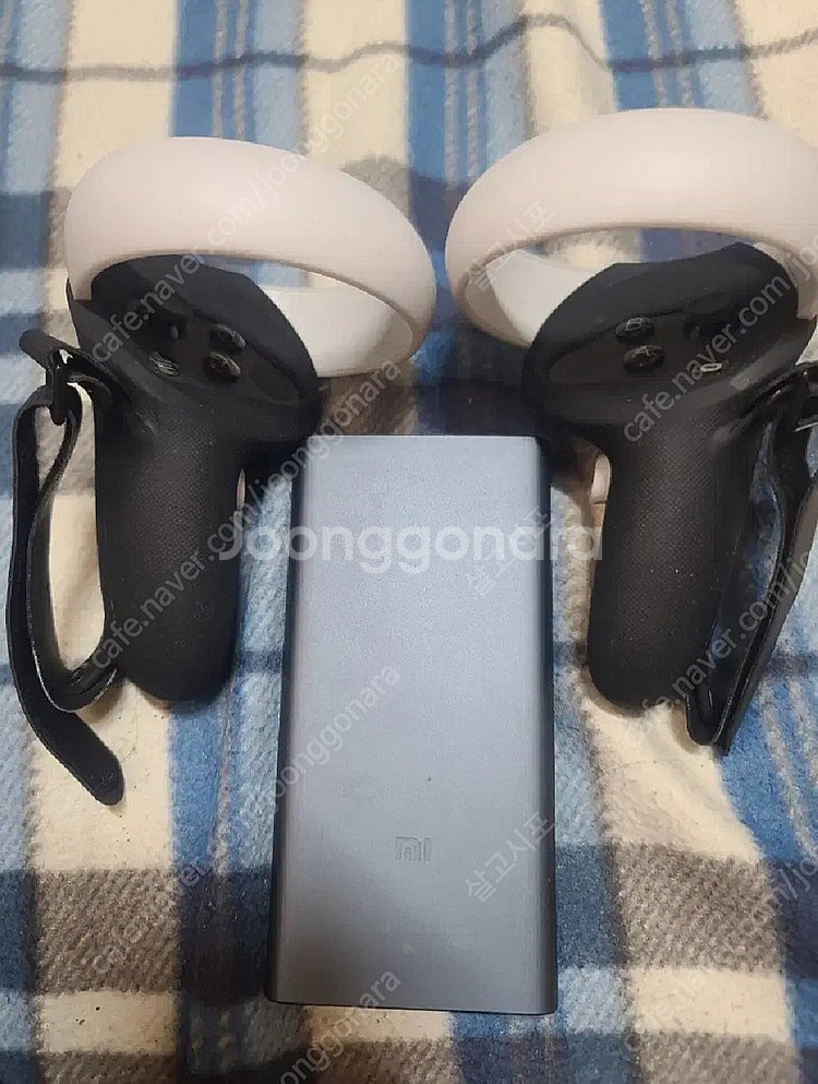 오큘러스 퀘스트2 (64) 판매합니다--0