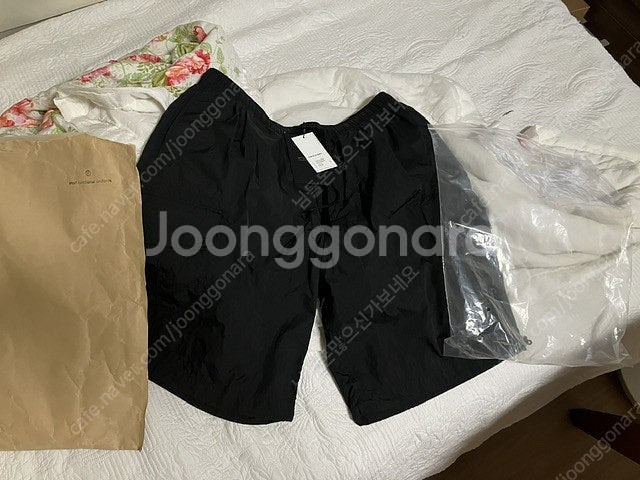 모이프 overmil 6p 숏팬츠 새제품 저렴하게 팝니...--0