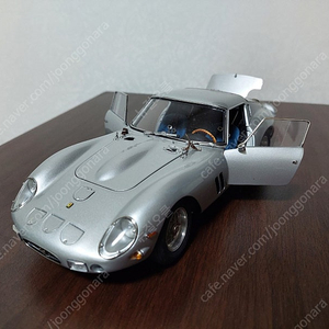 CMC 1:18 Ferrari GTO 다이케스팅 모형