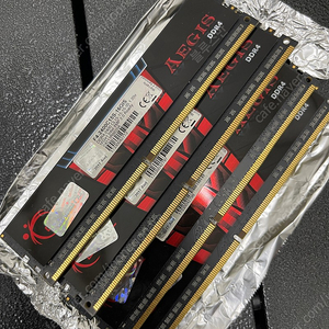 G.SKILL DDR4-2400 CL15 AEGIS [16GB] 4개 [가격인하]