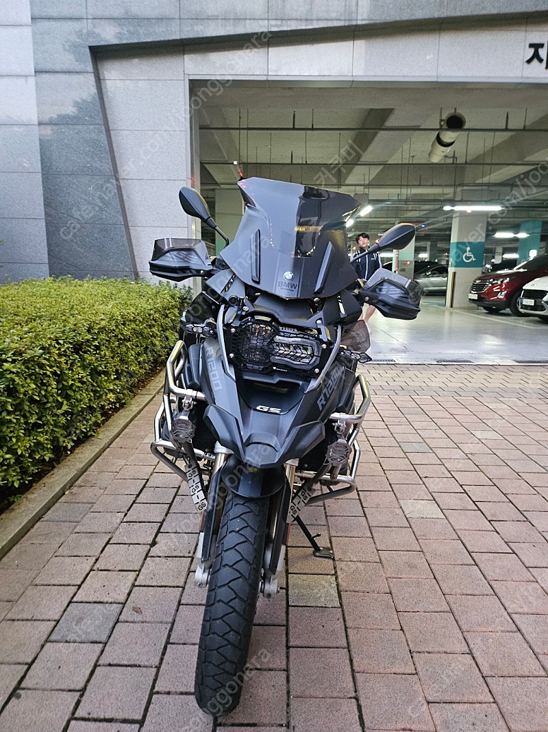 1200gs 노말 2018년식 36xxx 1700