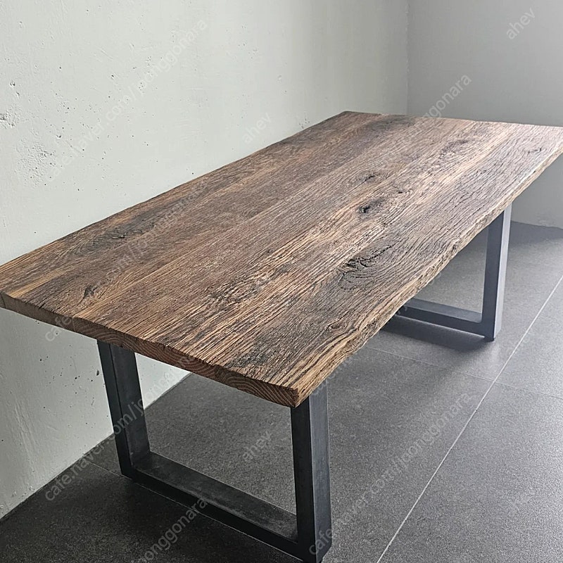 100년이상된 올드오크 빈티지 고재 테이블 사이드테이블 커피테이블 카페테이블 거실테이블 주방테이블