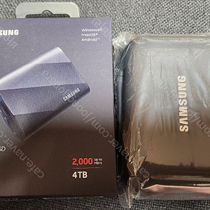 삼성전자 외장 SSD T9 4TB 블랙 국내정품 (미개봉) 파우치포함