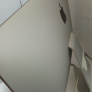 컴퓨터 아이맥 21.5형 레티나 2015년 후반 모델 애플 Apple 컴퓨터, 키보드, 마우스 상품들 팝니다!