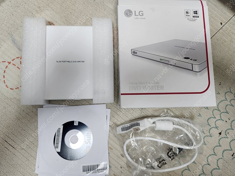 LG dvd writer 외장형 시디롬 (gp65nw60) 택포함 2만원