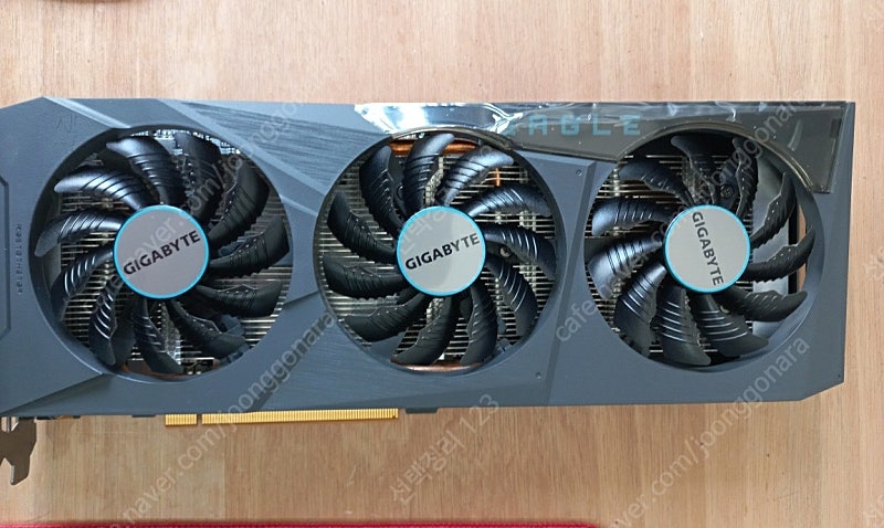 기가바이트  RX6600 이글 8G   그래픽카드 팝니다 최대3장 a급