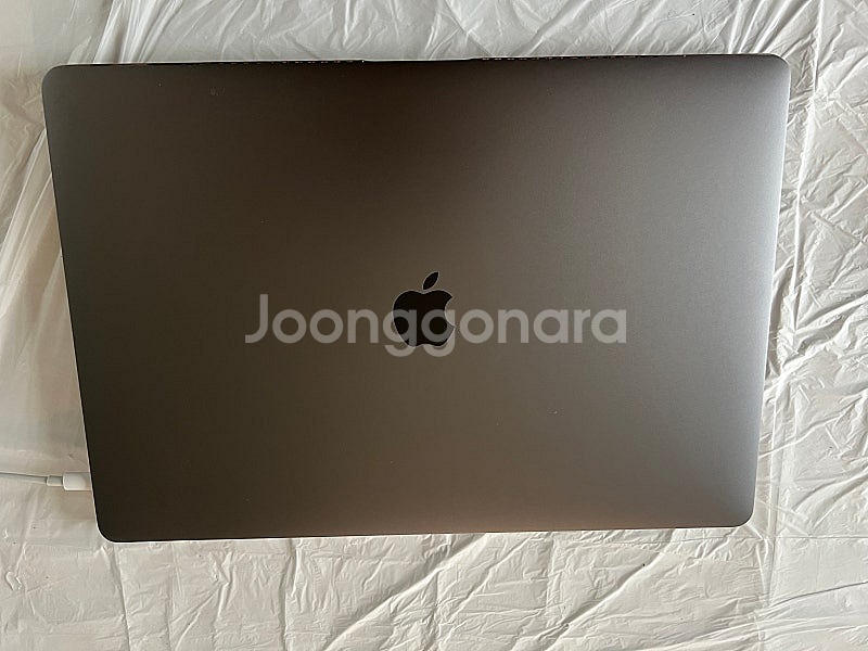 맥북프로2019 16인치 멀티바--1