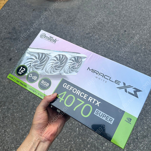 이엠텍 지포스 RTX 4070 SUPER MIRACLE