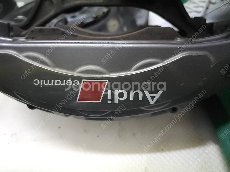 (새제품급) 아우디 RS7 R8 S8 카본세라믹 브레이크 풀세트 상태 S급 하이드로백 마스터실린더 포함 팝니다--6