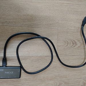 넥스트유 NEXT-306UHP 유전원 USB 허브 4포트