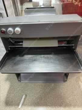 피자도우 롤러기--1