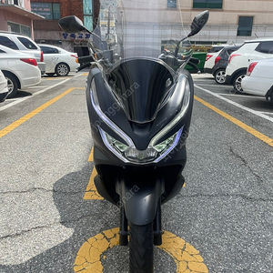 19년식 혼다 더뉴 pcx125 스쿠터 팝니다. 보이져 조이맥스 크루심알파 nmax xmax 포르자 오토바이 스쿠터 부산양산울산창원김해대구