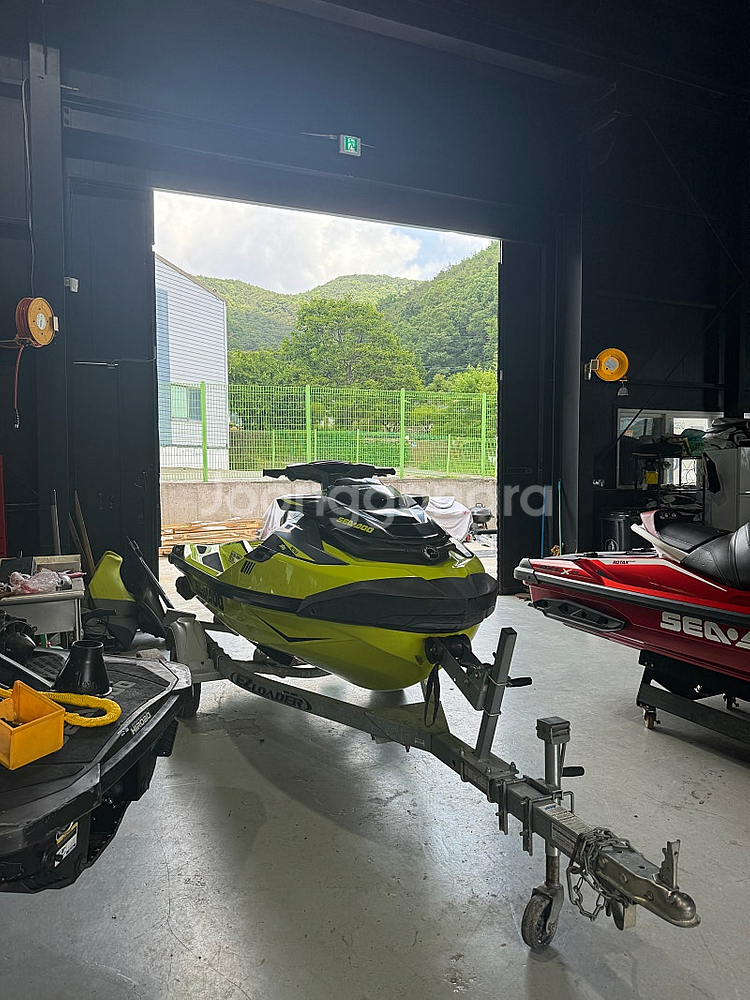 씨두제트스키3인승팝니다.--3