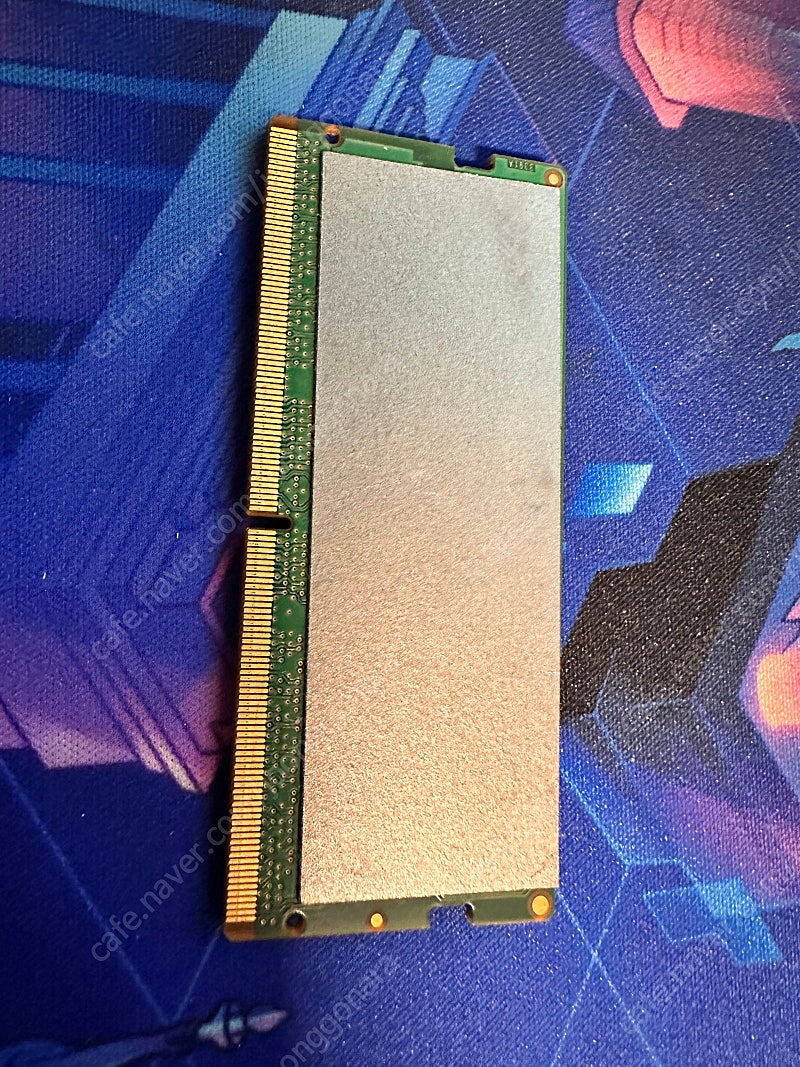 마이크론 DDR5 8G 4800 노트북 메모리 판매합니다.