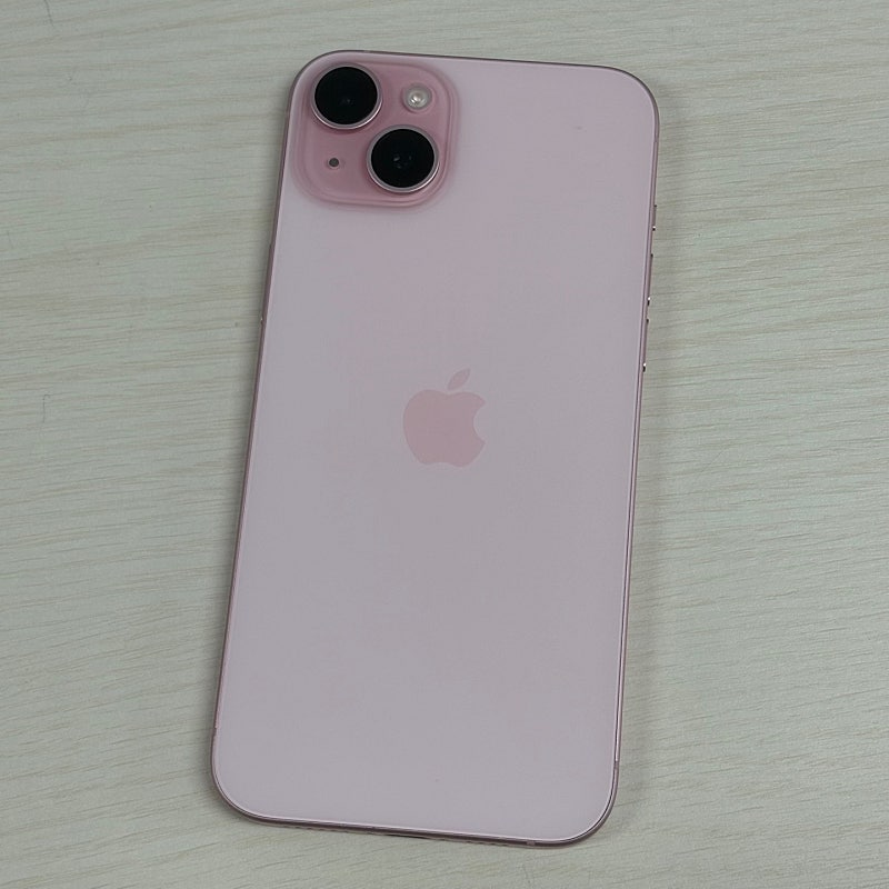 아이폰15플러스 핑크색상 256용량 배터리100% 새상품컨디션 초S급 104만 팝니다