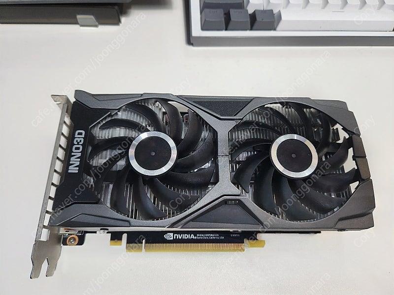 INNO3D 지포스 RTX 2060 SUPER OC D6 8GB 팝니다.