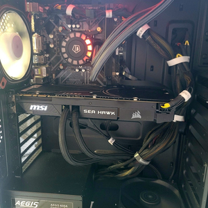 가성비 수냉식 i5 8500 gtx1070 컴퓨터 본체 + 게이밍키보드 세트