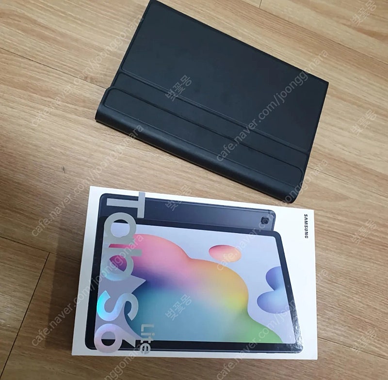 갤럭시탭 S6 lite 64gb wifi + 키보드커버 팝니다