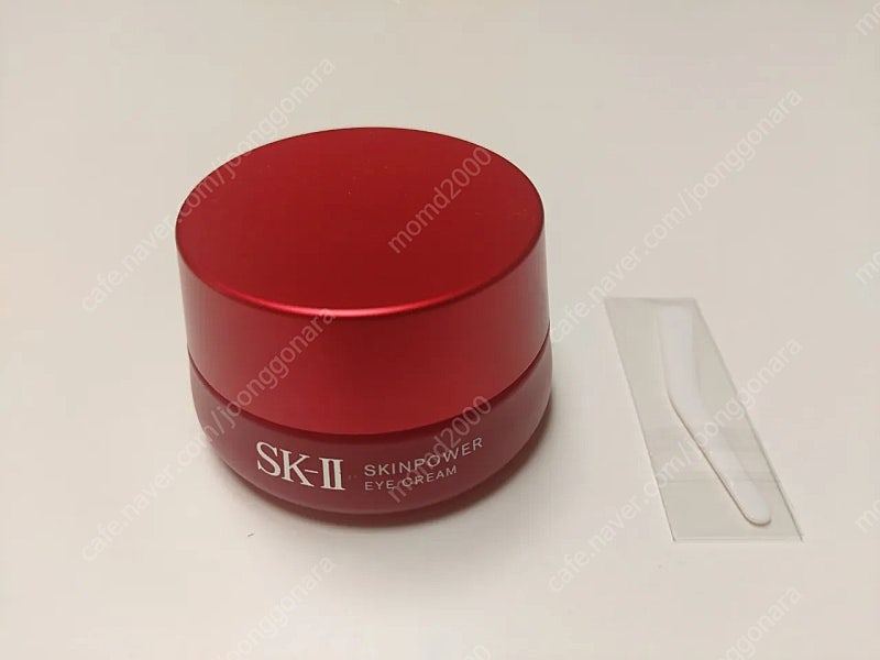 [새상품]sk2 skinpower eyecream(스킨파워 아이크림)입니다.