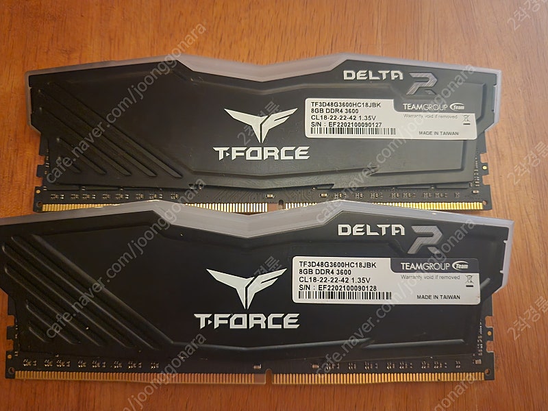 팀그룹 T-Force DDR4-3600 CL18 Delta RGB 패키지 서린 (16GB(8Gx2))