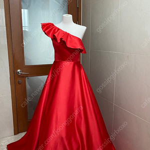 유색드레스 웨딩 스튜디오 촬영 셀프웨딩 컬러드레스 연주드레스 파티 2부 드레스 페어립트 베일즈