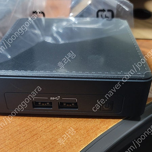 인텔 NUC 누크 베어본 PC NUC11TNHi7 (RAM16G, SSD 256G) 팝니다.