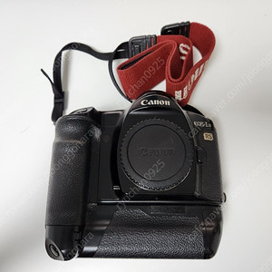 캐논 EOS 1N RS 필름카메라 판매합니다.