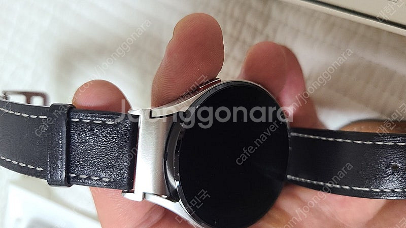 갤럭시워치4 44mm 실버 판매합니다.--3
