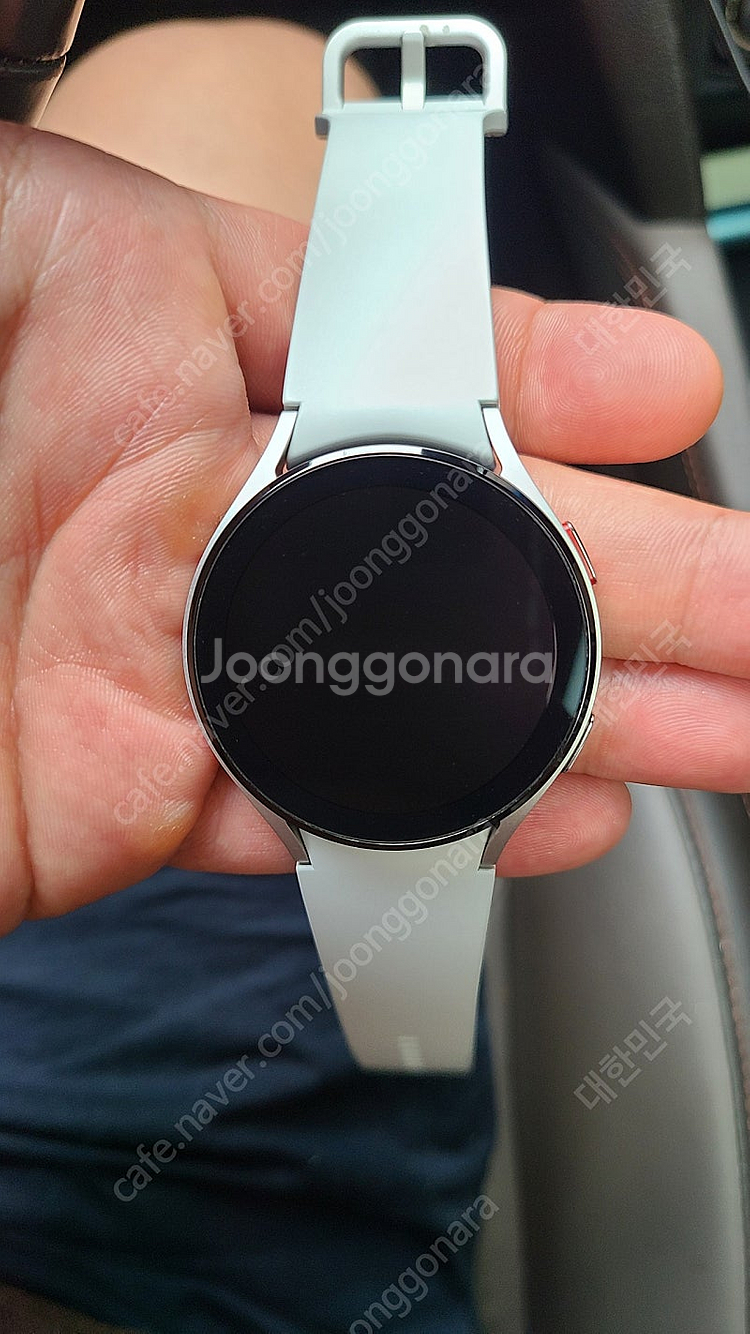 갤럭시워치4 44mm 실버 판매합니다.--6