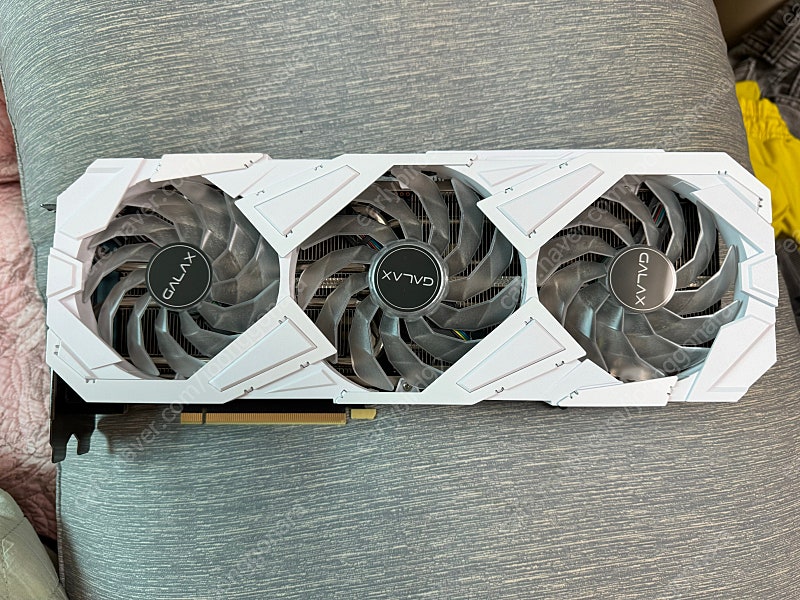 rtx3070ti galax white 3팬