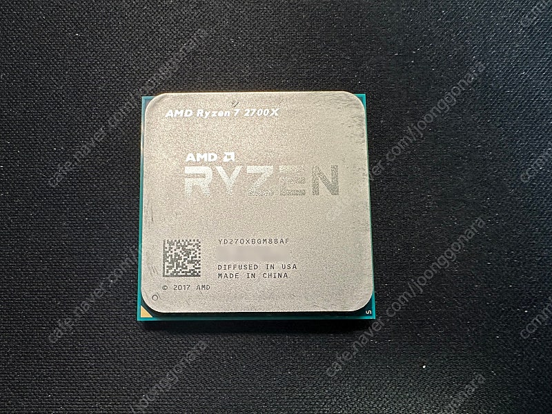 [개인] AMD 라이젠7 2세대 2700X 피나클 릿지 CPU 판매합니다.